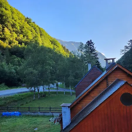 Ella Chalet *